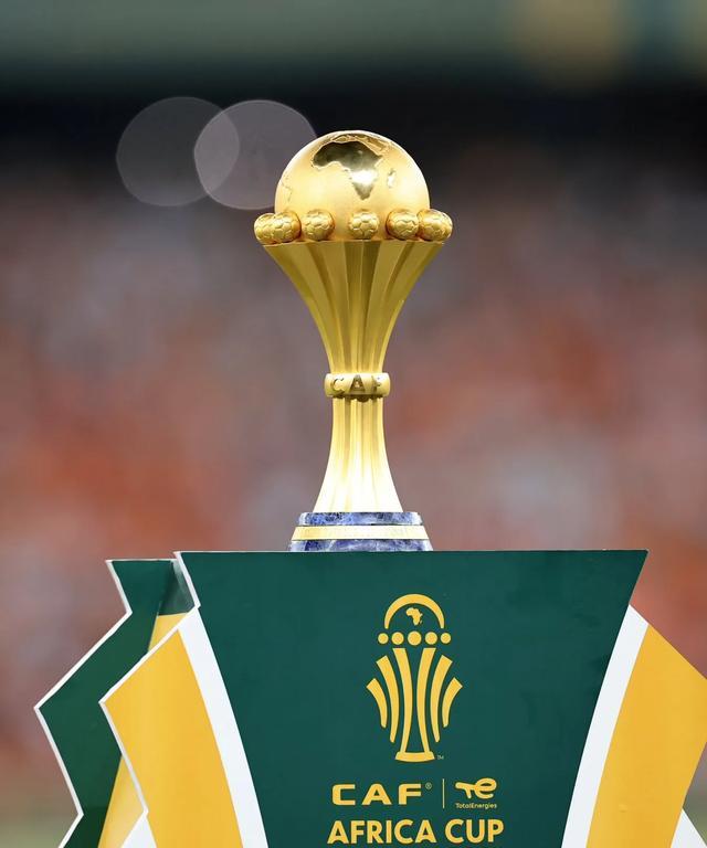 意甲战报：劳塔罗、图拉姆、恰尔汗奥卢破门，国米4-0科莫（意甲：国米4-0科莫，劳塔罗、图拉姆、恰尔汗奥卢相继破门）