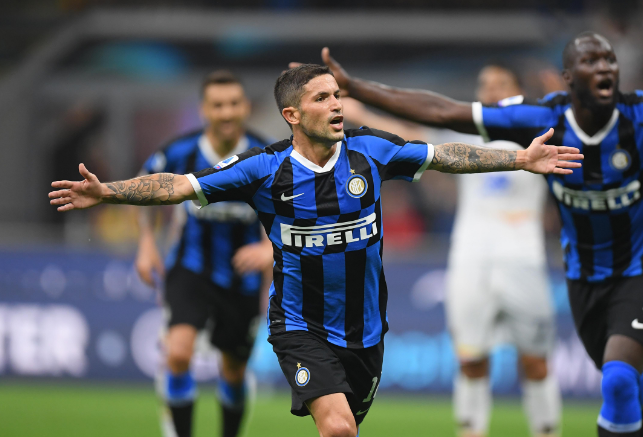 舍甫琴科：我喜欢这支米兰的热情；莱奥能在我那时的米兰踢球（舍甫琴科：欣赏当下米兰的热情；莱奥放在我那支米兰同样能立足）