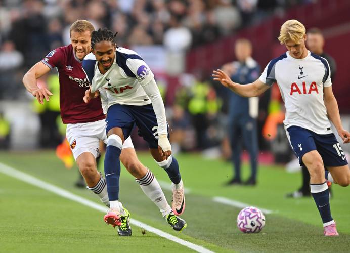 西班牙12岁球员8-0击败女足对手后让她们“去洗碗”，被视作性别歧视（西班牙12岁小将8-0大胜女足后喊“去洗碗”，言论引发性别歧视争议）