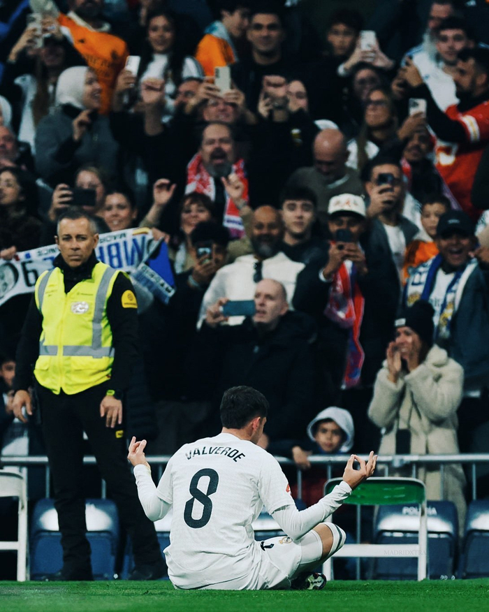 足球欧洲金童奖结果揭晓，新科得主含泪发声（欧洲金童奖结果出炉，新科得主哽咽发声）