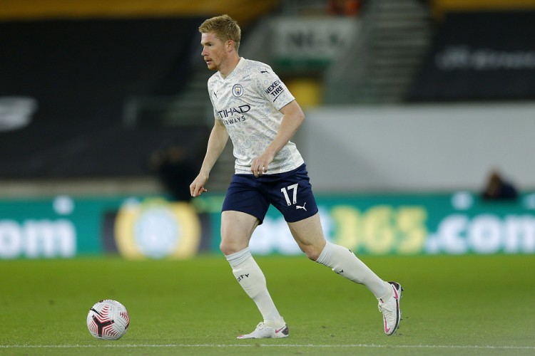 伊涅斯塔：亚马尔才18岁必须继续提高；我正在考取教练执照（伊涅斯塔：18岁的亚马尔仍需不断进步；我正攻读教练资格证）