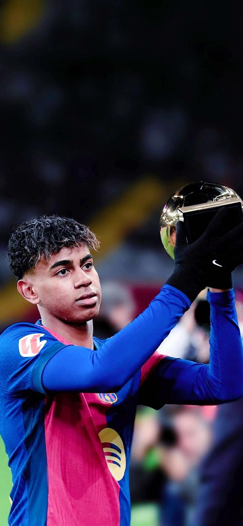 用30年的努力，厨师李宗元师傅把最宝贵的年华，毫...（三十年坚守灶台，李宗元把最好的年华献给厨艺）