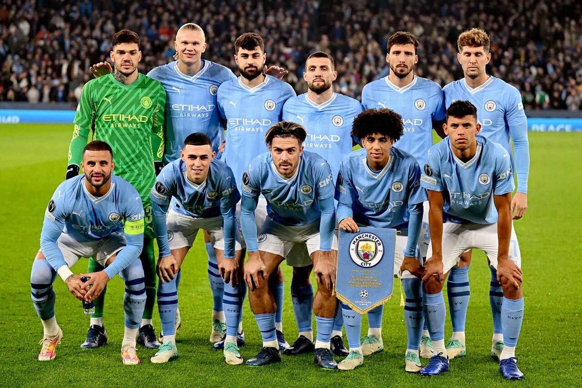 西班牙U21队11月大名单：莫斯克拉领衔，贡萨洛、吉乌在列（西班牙U21公布11月集训名单：莫斯克拉领衔，贡萨洛与吉乌入选）